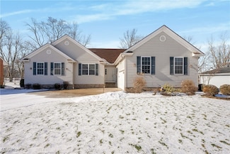 578 Bishop Rd, Cleveland, OH 44143