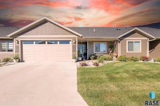 213 Brookside Place, Harrisburg, SD 57032