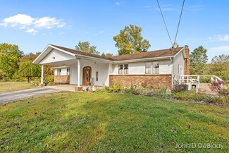 7677 Fillmore St, Allendale, MI 49401