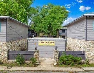 137 Elm St Unit 8, Lockhart, TX 78644