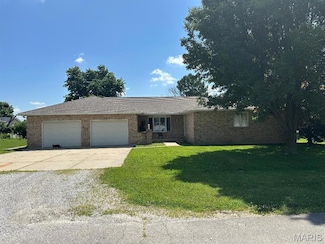 808 W Sunset Dr, Steeleville, IL 62288