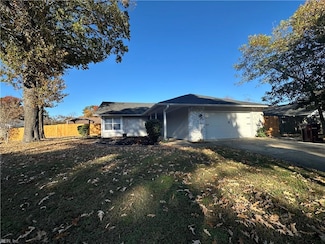 804 Arondale Crescent, Chesapeake, VA 23320
