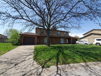 611 Oxen Ct, Belleville, IL 62221