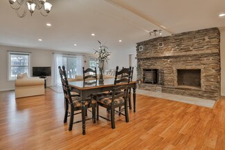 27 Andre St, Goffstown, NH 03045