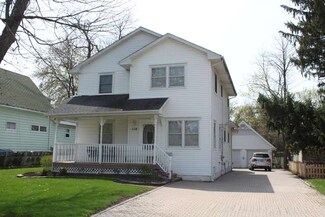 114 W Bloomingdale Rd, Itasca, IL 60143