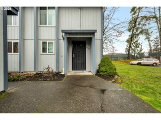 4111 NE 8th St Unit 6, Gresham, OR 97030