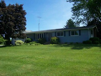 W6625 County Road P, Pardeeville, WI 53954
