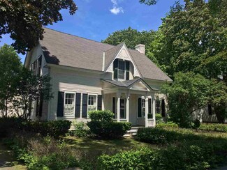 18 Pleasant St, Woodstock, VT 05091