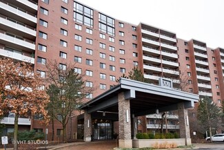 21 Kristin Dr Unit 902, Schaumburg, IL 60195