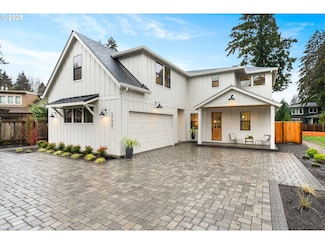 17901 SW Tamara Ave, Lake Oswego, OR 97035