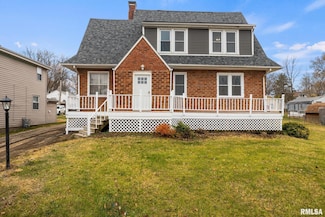 428 Roberts St, Creve Coeur, IL 61610