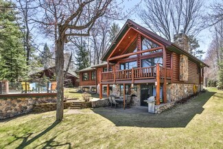 1739 Seven Oaks Ln, Minocqua, WI 54548