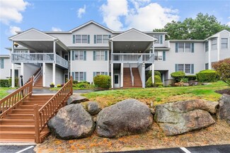28 Scenic Dr, West Warwick, RI 02893