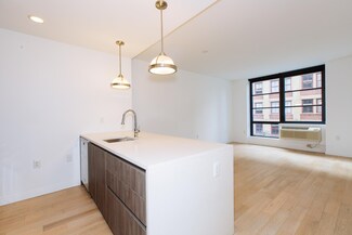160 1st St Unit 506, Jersey City, NJ 07302