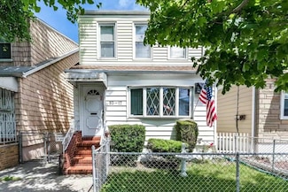 53-17 73rd St, Flushing, NY 11378