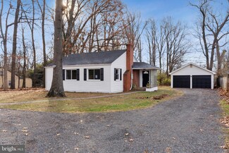 108 Old Bonifant Rd, Silver Spring, MD 20905