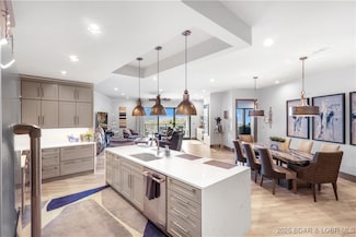 166 Captiva Dr Unit 8E, Sunrise Beach, MO 65079