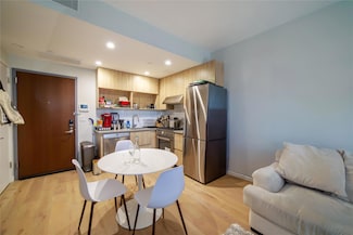 14-33 31st Ave Unit 2D, Long Island City, NY 11106