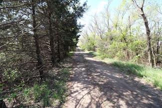 9901 E 103rd St S, Mulvane, KS 67110