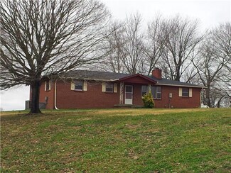 6707 Hugh Gill Rd, Adams, TN 37010