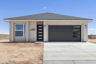 2212 Caddyshack Ln, Winslow, AZ 86047