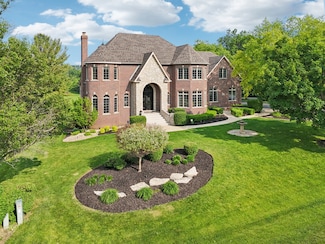 6N707 Brookhaven Ln, Saint Charles, IL 60175