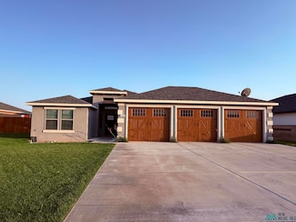 1709 W Goose Berry Dr Dr, Hobbs, NM 88242