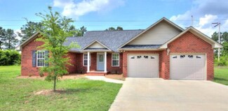 2535 Foxcroft Cir, Sumter, SC 29154