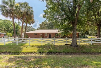 1900 N Riverdale Rd, Avon Park, FL 33825