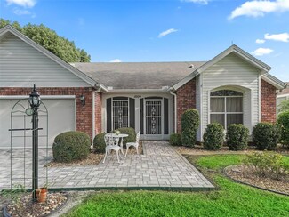 1009 Del Mar Dr, Lady Lake, FL 32159