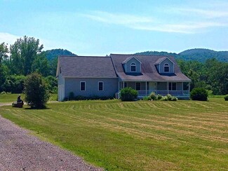 2902 E Main St, Richmond, VT 05477