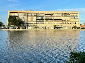 4000 Davey St Unit 107, New Orleans, LA 70122