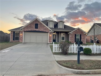 8912 Wildwood Way, Fort Smith, AR 72908