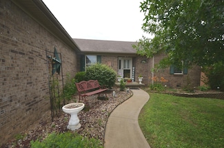 411 Fieldlark Way, Harrodsburg, KY 40330