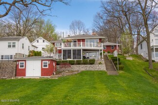 17145 Lakeview Dr, Vandalia, MI 49095