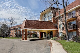 1188 Royal Glen Dr Unit 120, Glen Ellyn, IL 60137