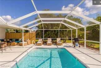 1438 Windsor Ct, Cape Coral, FL 33904