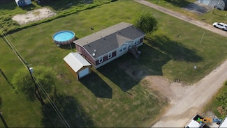1602 W Saint Louis Ave, Seadrift, TX 77983