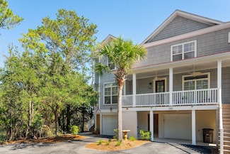 300 Kinloss Country Ln, Mount Pleasant, SC 29466