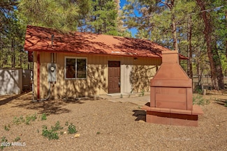 2846 Pine Rim Rd, Overgaard, AZ 85933