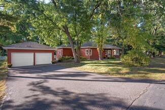 609 Galahad Rd N, Hudson, WI 54016