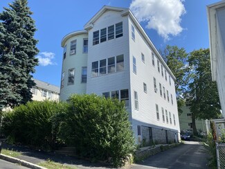 3 Suffield St, Worcester, MA 01610