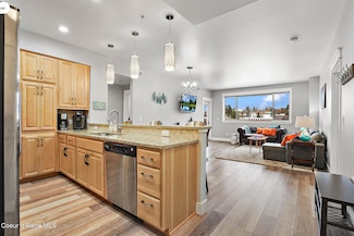 2151 N Main St Unit 220, Coeur D'Alene, ID 83814