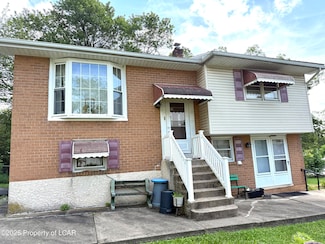 917 Winters Ave, Hazle Township, PA 18202
