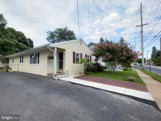 928 Union Ave, Pennsauken, NJ 08110