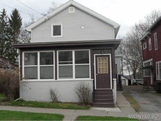 27 Ward St, Little Falls, NY 13365