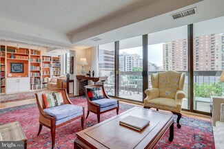 3800 Fairfax Dr Unit 204, Arlington, VA 22203