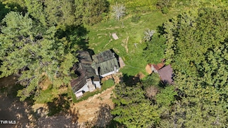 1802 Winchester Rd, Shady Valley, TN 37688