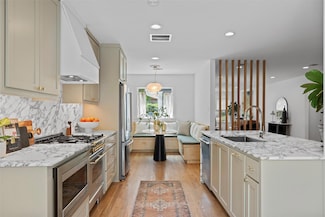 2004 Raleigh Ave, Austin, TX 78703