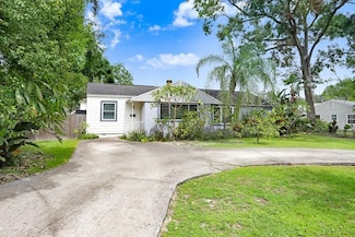 905 Cornelius Ave, Tampa, FL 33603